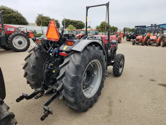 2018 Case FARMALL 80N Wheel Loader
