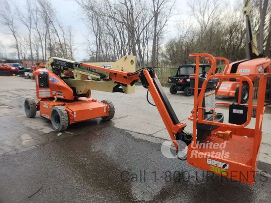 2015 JLG E450AJ Articulating Boom Lift