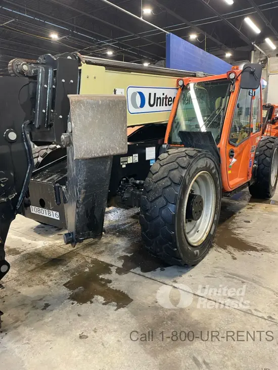 2018 JLG 1055 Forklift