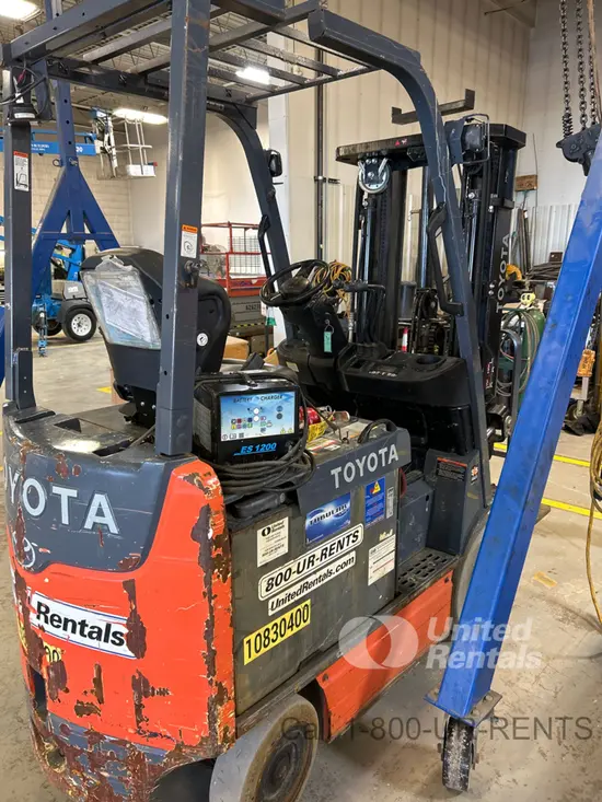 2018 Toyota 8FBCU25 Warehouse Forklift