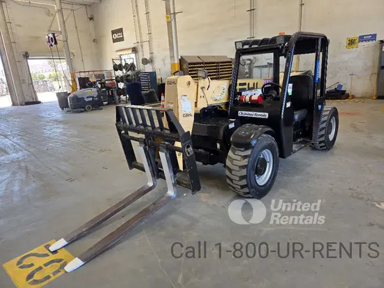 2019 Gehl RS5-19 Forklift