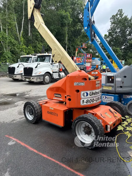 2016 JLG E450AJ Articulating Boom Lift
