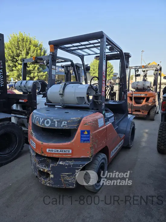 2019 Toyota 8FGU25 Warehouse Forklift