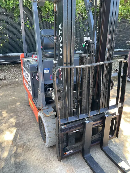2019 Toyota 8FBCU25 Warehouse Forklift