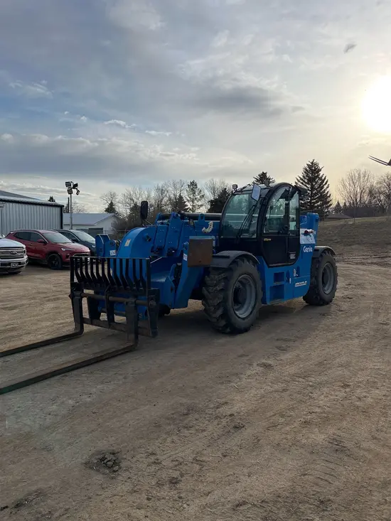 2018 Genie GTH-1256 Forklift
