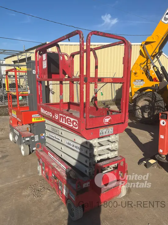 2019 MEC MICRO 19 Scissor Lift