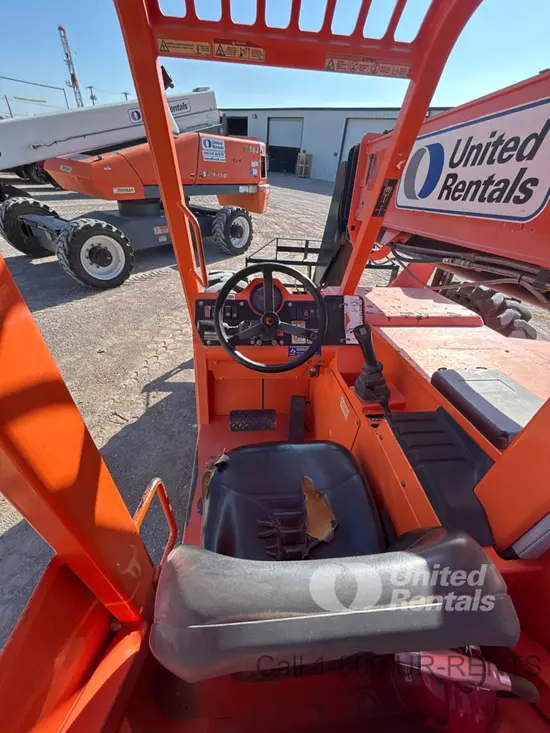 2016 SKYTRAK 8042 Forklift