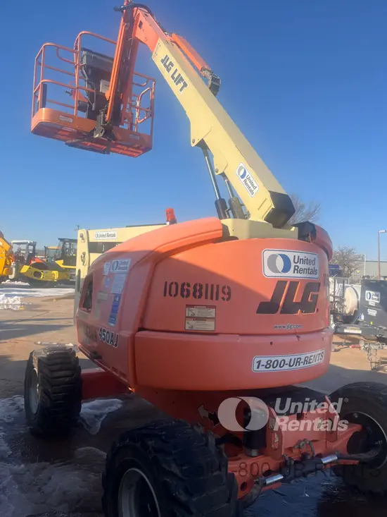 2017 JLG 450AJ Articulating Boom Lift
