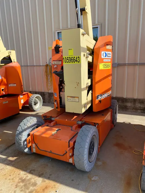 2017 JLG E300AJP Articulating Boom Lift