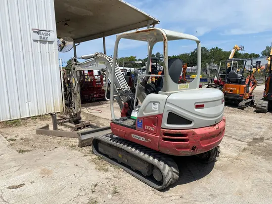 2020 Takeuchi TB240 Mini Excavator