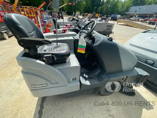 2021 Clarke PROTERRA 5130B Sweeper