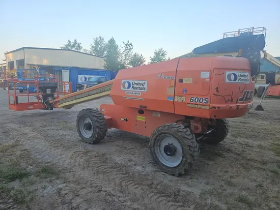 2017 JLG 600S Boom Lift