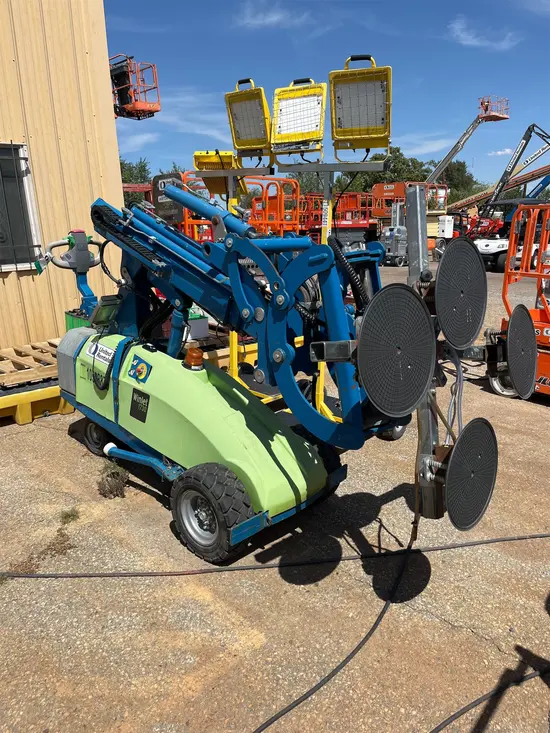 2017 Ruthmann Reachmaster WINLET 1730 Material Lift