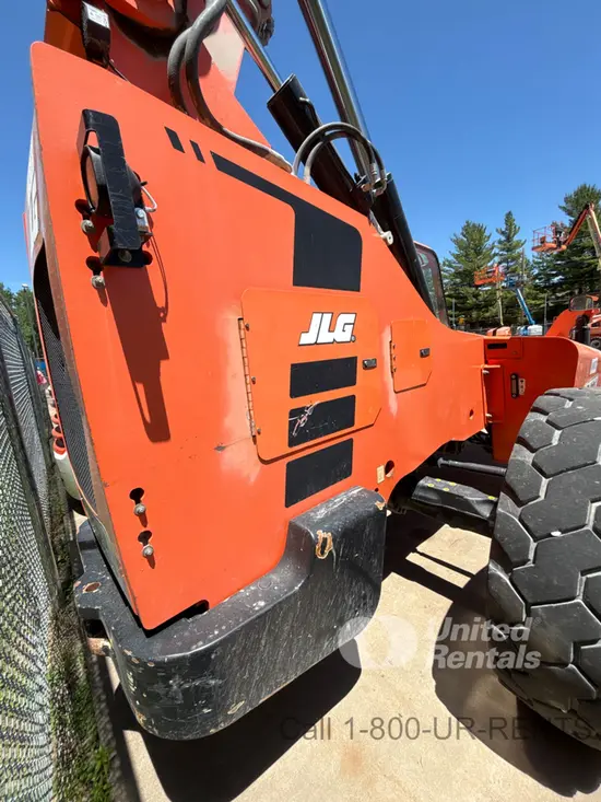 2018 SKYTRAK 8042 Forklift