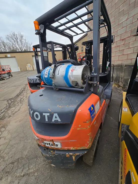 2019 Toyota 8FGU25 Warehouse Forklift