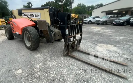 2018 JLG 1055 Forklift