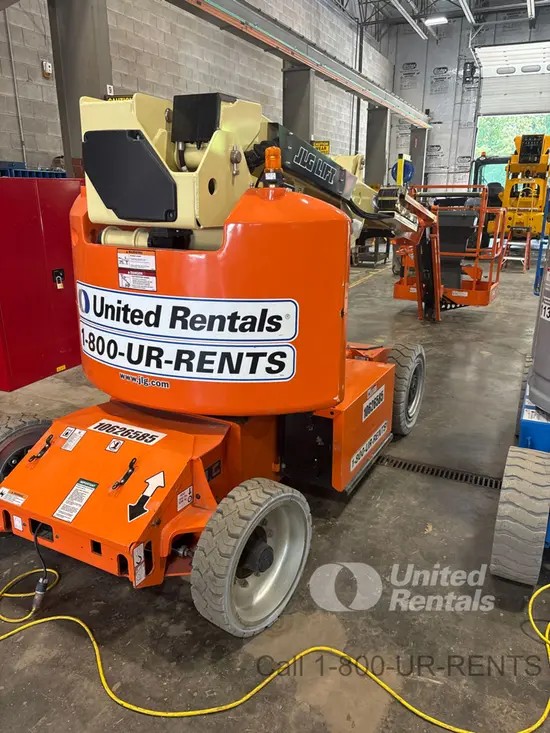 2017 JLG E400AJPN Articulating Boom Lift
