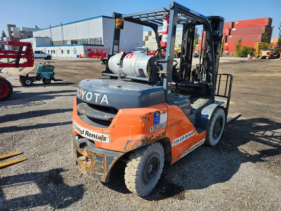 2019 Toyota 8FG35U Warehouse Forklift