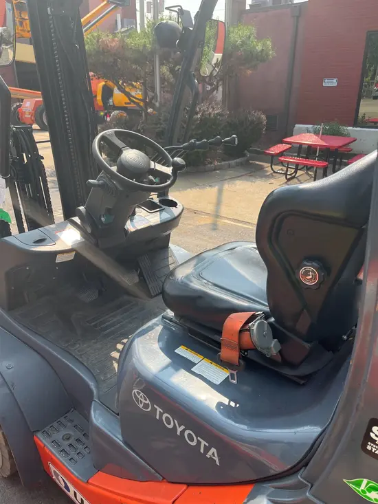 2019 Toyota 8FGU25 Warehouse Forklift