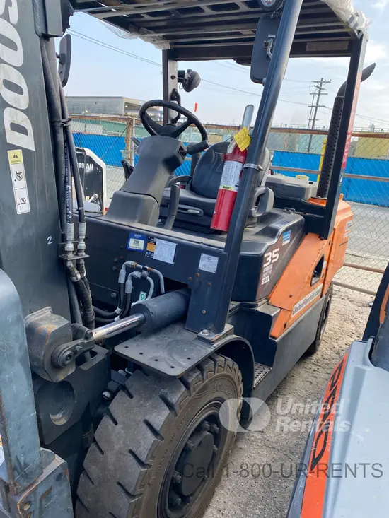 2019 Doosan D35S-7 Warehouse Forklift