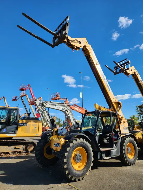 2018 JCB 507-42 Forklift