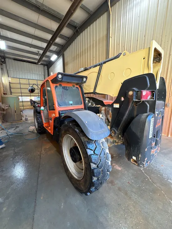 2019 JLG 1055 Forklift
