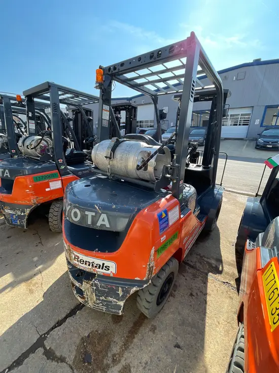 2019 Toyota 8FGU25 Warehouse Forklift