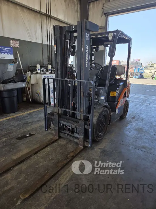 2022 Doosan G25P-7DF Warehouse Forklift