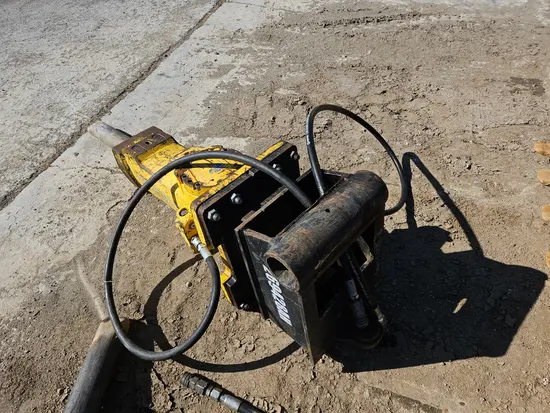2021 Epiroc SB 452 Attachment