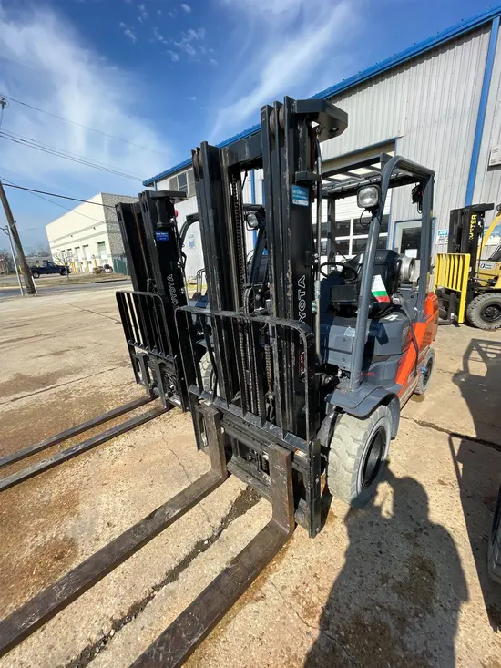 2019 Toyota 8FGU25 Warehouse Forklift