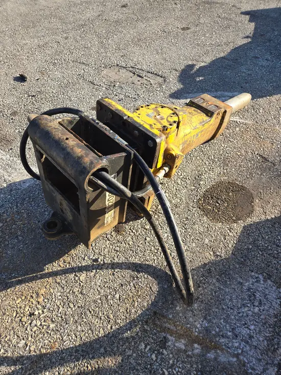 2021 Epiroc SB 452 Attachment