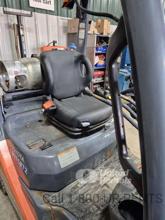 2019 Toyota 8FGU25 Warehouse Forklift