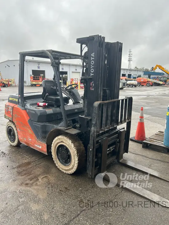 2021 Toyota 8FD35U Warehouse Forklift