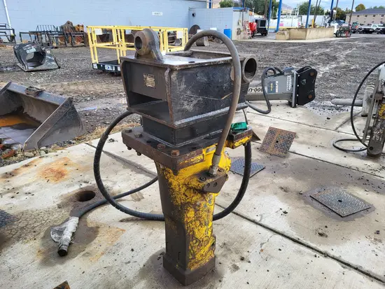 2021 Epiroc SB 452 Attachment