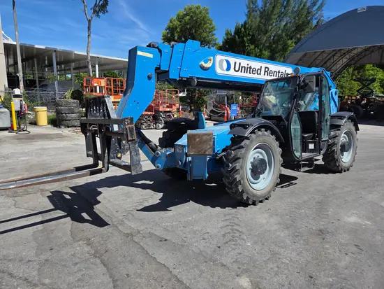 2017 Genie GTH-1056 Forklift