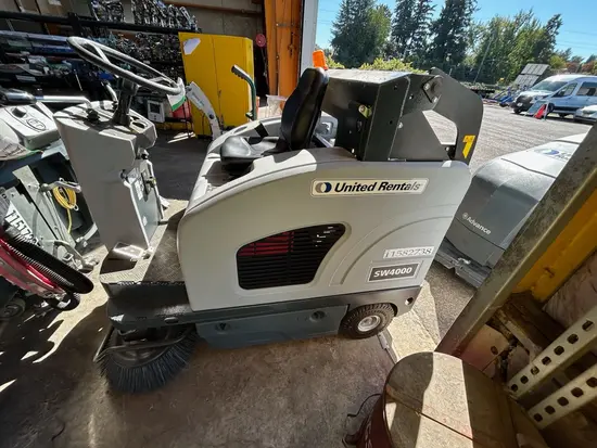2022 Clarke SW4000 49 Sweeper