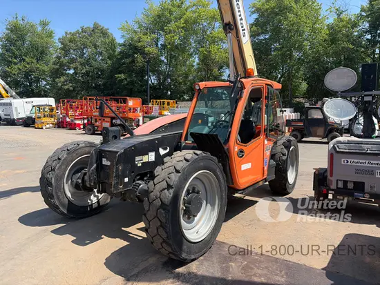 2017 JLG 742 Forklift
