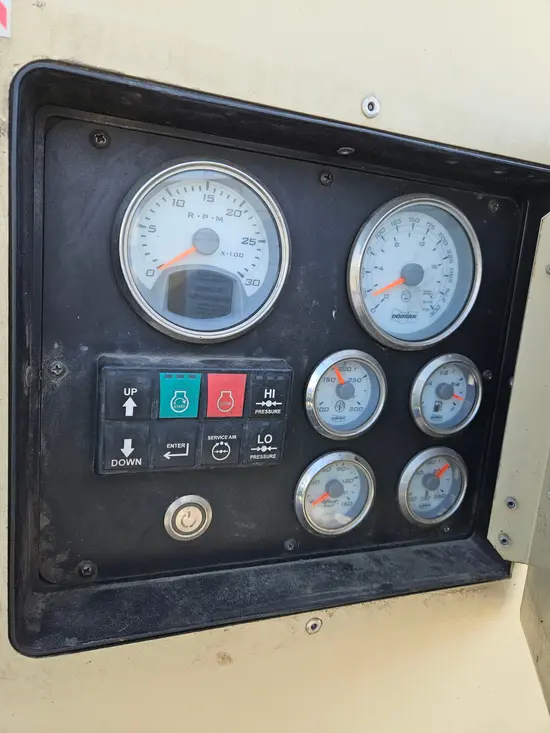 2016 Doosan P425HP375WCUT4I Air Compressor