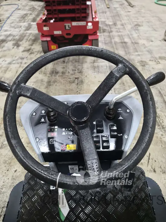 2022 Clarke SW4000 49 Sweeper