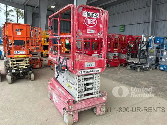 2019 MEC MICRO 19 Scissor Lift