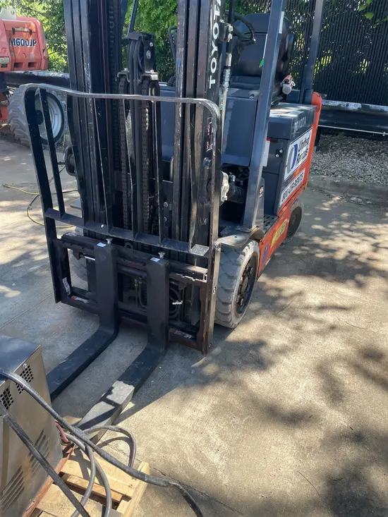 2019 Toyota 8FBCU25 Warehouse Forklift