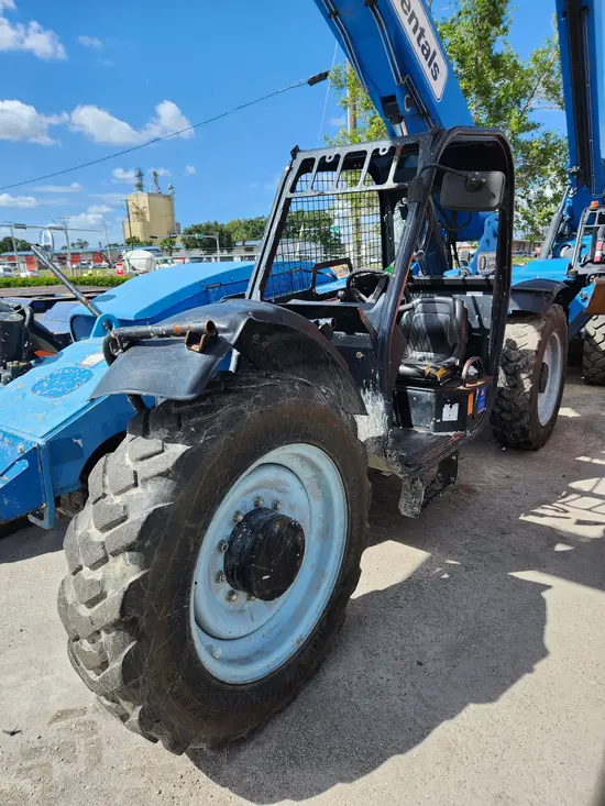 2016 Genie GTH-844 Forklift