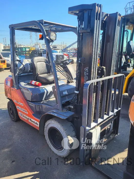 2019 Toyota 8FGU25 Warehouse Forklift