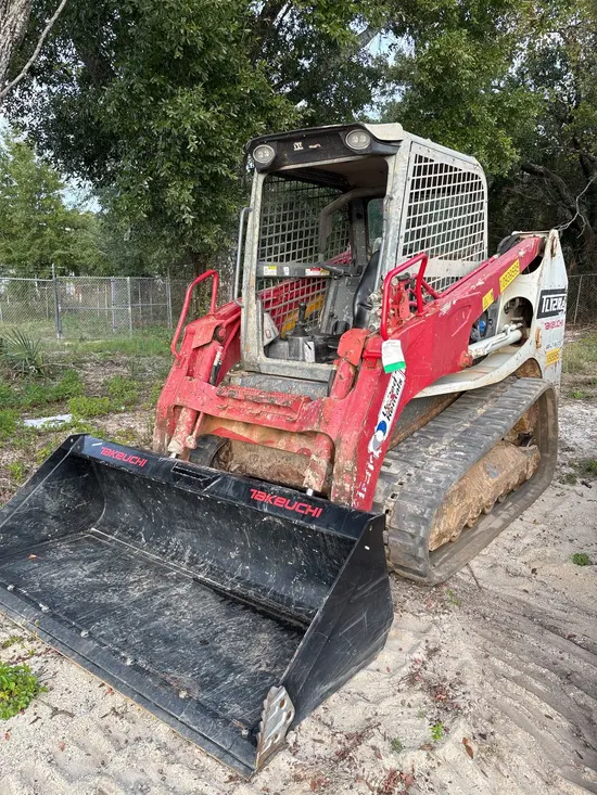 2019 Takeuchi TL12R2-R Track Loader