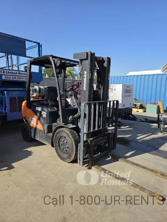 2022 Doosan G25P-7DF Warehouse Forklift
