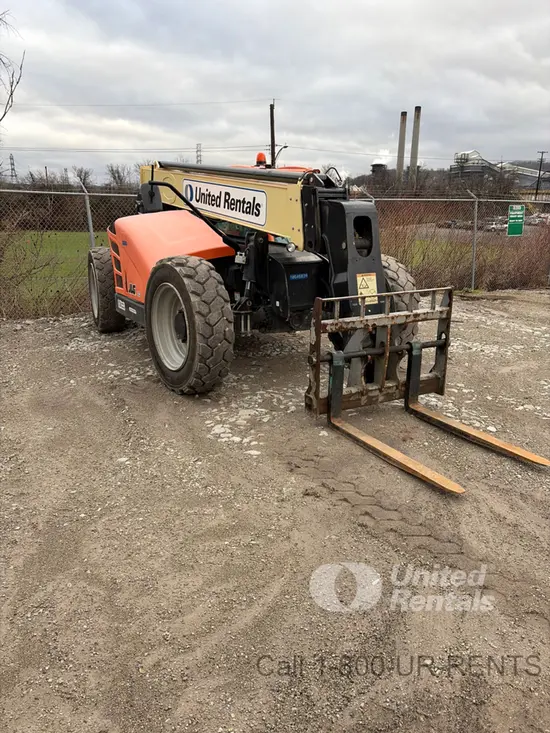 2017 JLG 742 Forklift