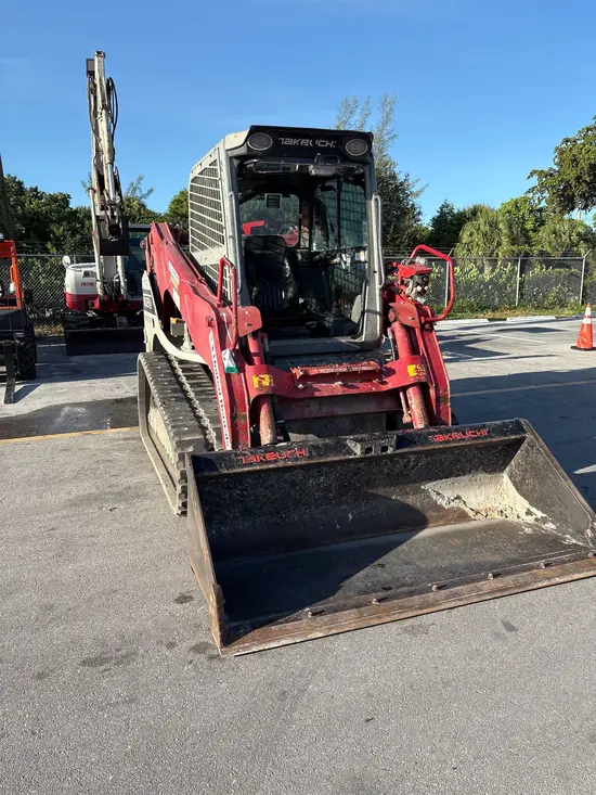 2018 Takeuchi TL12V2-CR Track Loader