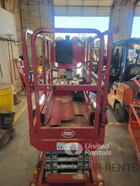 2019 MEC MICRO 19 Scissor Lift