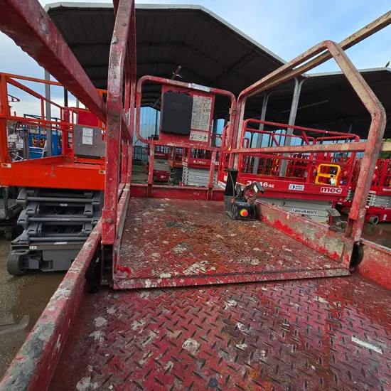 2017 MEC 3346SE Scissor Lift