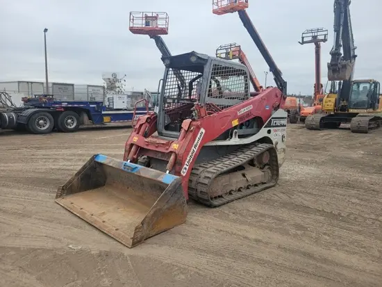 2017 Takeuchi TL12V2-R Track Loader